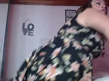 mature_liaa on Chaturbate