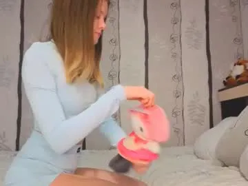 maurineneverman — Goal: smile forever ^^ ...call me Lucy #18 #new #shy #young #teen [15 tokens remaining]