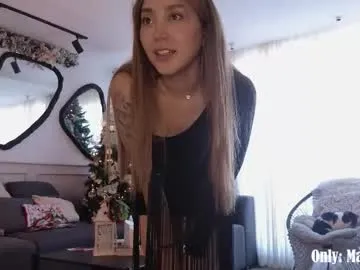 maxine_8 on Chaturbate