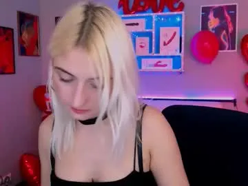 melisa_white1 —  GOAL: Make me horny [555]  Welcome to Melisa room...She's just the sweetest girl #smalltits #submissive #ass #blonde #bdsm