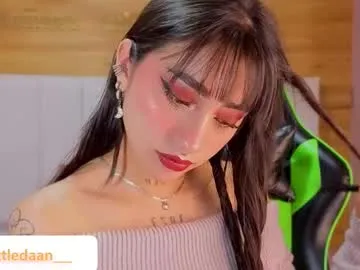 Chaturbate mia_ponce_a is Freechat mia_ponce_a — hey, let me show you all my sexy body naked mmm #skinny #18 #petite #latina #squirt