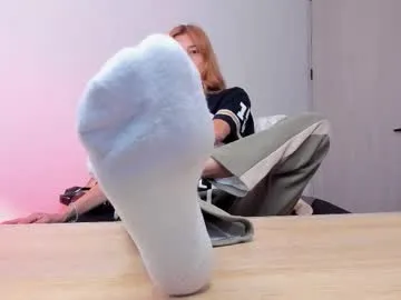 Chaturbate mialenox is Freechat mialenox — Take care of my feet, they will take you to wonderful places #pantyhose #mistress #feet #cuckold #slave