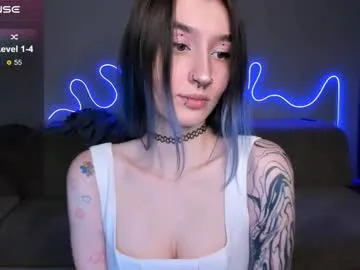 mika_reid from Chaturbate