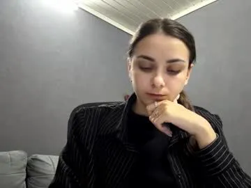 mikajessie — GOAL: show outfit. Hello my name is Kate, welcome to my room today is my 2nd day #18 #new #teen #skinny #shy [25 tokens remaining]