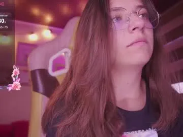 milly_kenner on Chaturbate