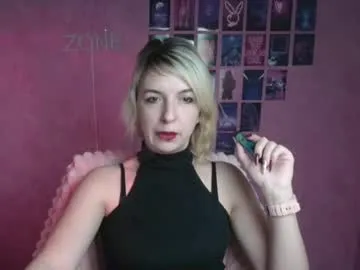 mishelle_blondie on Chaturbate