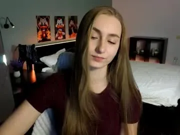 miss_emily19 — GOAL: Take off your shorts [100 tokens remaining] my first stream #new #bigboobs #bigass #shy #blonde