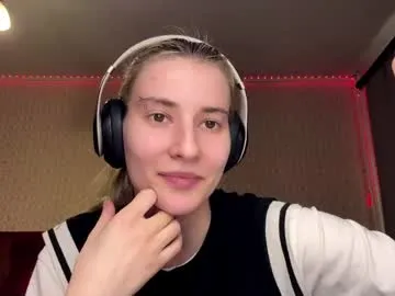 nadinevanni — first day! goal: bite my lips! [19 tokens remaining]  #18 #new #teen #skinny #shy