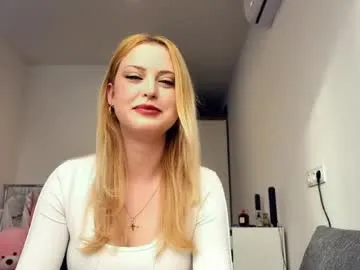 natishaelliston — GOAL:  shake boobs  | Hello guys! my name is Mia | #new #18 #teen #shy #young [13 tokens remaining]