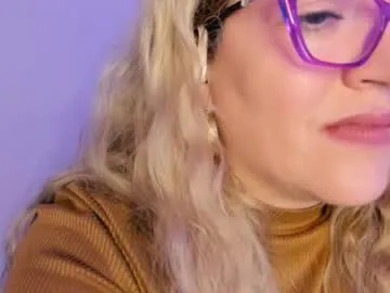 naty__mature_ on Chaturbate