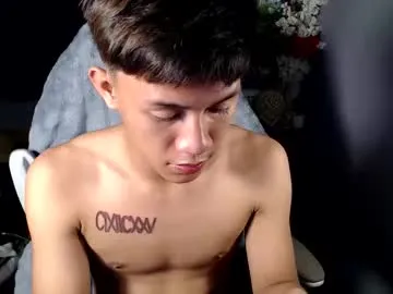 naugthyboyloy on Chaturbate