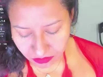 nyomi_browm from Chaturbate