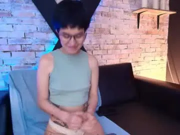 nyx_888_ — GOAL: Turn around + Spank ass [86 tokens remaining] Welcome to my room! #new #petite #smalltits #shorthair #latina