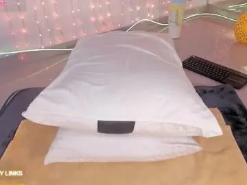 ohyesly_ on Chaturbate