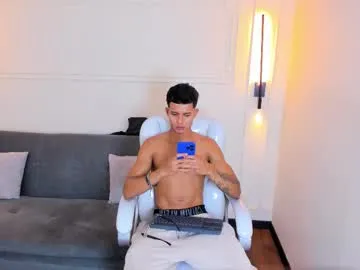 paradise_boy_s on Chaturbate