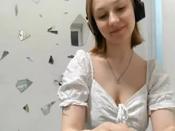 pastyamenta — Hey, i'm Alice :) My goal - show my lips close to cam :) i'm #new #18 y.o. i'm so #shy #cute #blonde [25 tokens remaining]