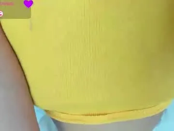 paulina_dossantos on Chaturbate