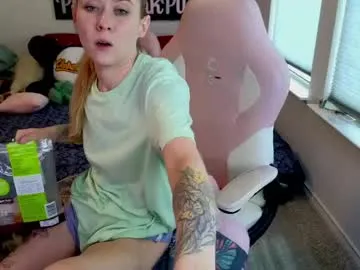 pr3ttyp1nkpussy from Chaturbate