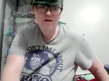 pupghostt — cum on a dildo  #ftm #trans #bigclit #bigboobs [400 tokens remaining]