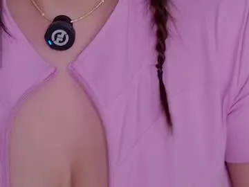 pusichka_ on Chaturbate