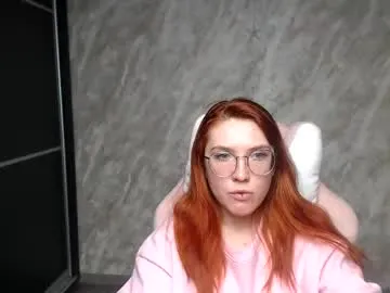 reginasmilee — Hi guys)*In pvt extra tks #hairy #bigass #squirt #redhead #lovense