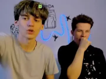 rico_steel — GOAL: cumshow in public [7691 tokens remaining] Welcome to my room! #feet #pvt #18 #ticket #muscles