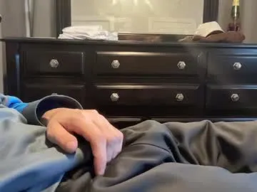 rockhardcock2327 — Edging to porn.....Big cumshot at goal  #bigcock #hardcock #hugecock #cumshot [Tip in ascending order from 1 to 33. Next tip needed: 1]