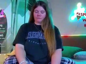rubyvalen on Chaturbate