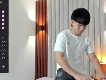 ryo_kush on Chaturbate