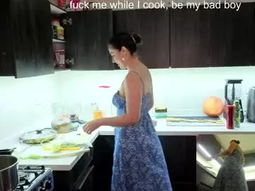 scalertt__steel_ — show surprise [999 tokens left] #tease #colombiana #sexy   #hairypussy #redhead