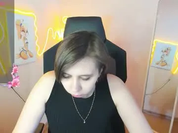 scarlet_sirenn — GOAL: show outfit [55 tokens remaining] Welcome to my room! #feet #shy #nonude #lovense #new