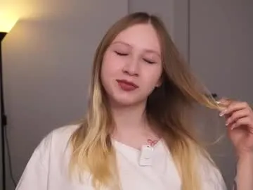 sharronledley — #new g: lick my cute finger ^^ - Hello im Sharon I'm 18 years old,  here im #lovense #smalltits #skinny #teen [19 tokens remaining]