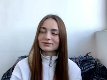sonakuprewicz — Goal: Show my outfit    #new #natural #young #shy #18  [9 tokens remaining]