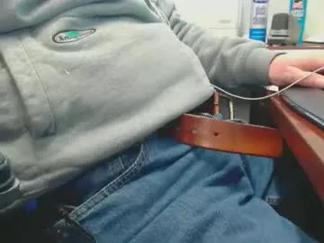 squirrelly82 — Freechat on Chaturbate