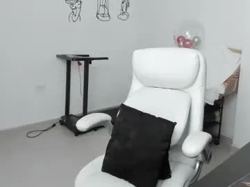 stacy_woods — Lick nipples   #ebony #latina #bigboobs #young [0 tokens remaining]