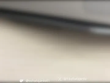 sweet_littleee from Chaturbate