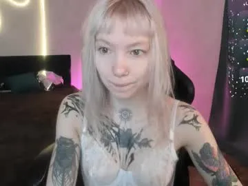 tattoo_artbaby — GOAL: Tattoo Tour [111 tokens remaining] Welcome to my room! #new #tattoo #shy #skinny #18