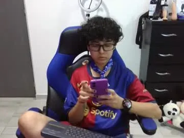 thomascooper_cams — Im Valerie,you can see the typ menu #ftm #tomboy #lesbian #hairypussy #bdsm [1000 tokens remaining]