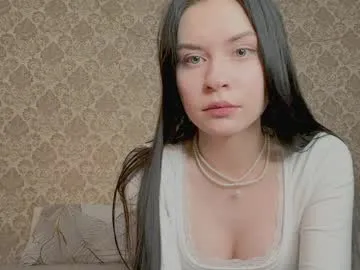 tina_charm on Chaturbate