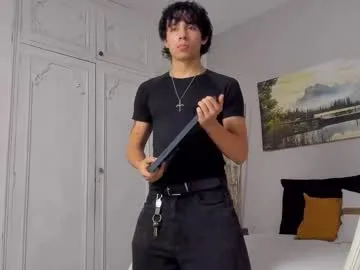 tyler_durtenn on Chaturbate