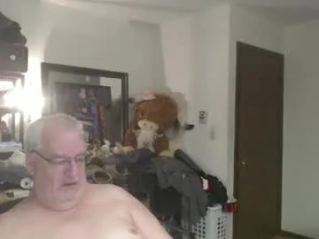 usgoober — tip big make daddy cum [200 tokens remaining]