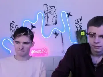 veldi_to — 'CrazyTicket': Hidden Cam show in progress. 3 hot guys completely naked. Tip 151 tokens to see the show.  Type /cmds to see all commands.