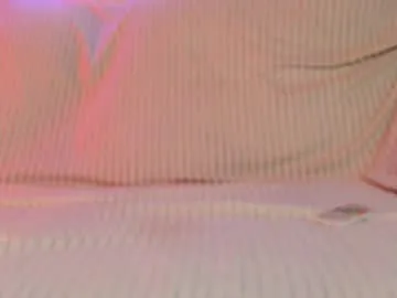 vibetwins — GOAL: take off my t shirt [25 tokens remaining] Couple teasing show  help us reach the goal #couple #bigcock #bigass #blowjob #lovense