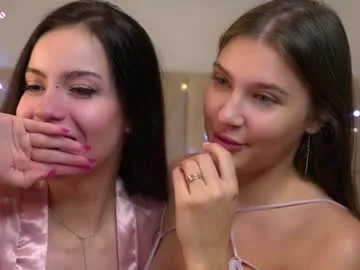 vivid_girls on Chaturbate
