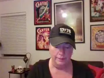 wendycu — So bored, come in and chat! Happy Monday! Good tunes here! PLEASE read my notes before you come in. Please, no PM. #nonude #mature