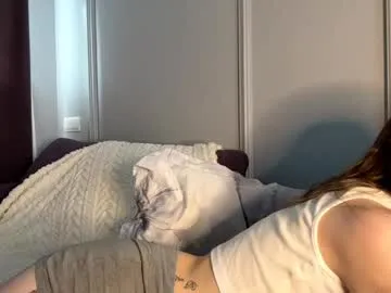 whatkayawants — Goal: Blow a kiss >< #teen #natural #18 #bigass #lovense [11 tokens remaining]