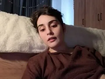 wonderland_stia — GOAL: tease [111 tokens left]  #18 #shy #natural #smile