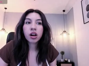 zoe_moreau on Chaturbate