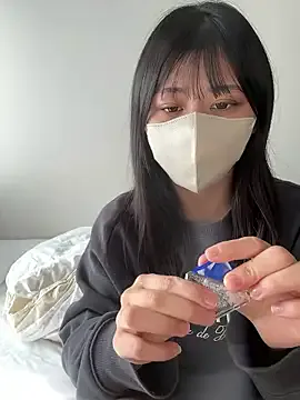 0p-saki-p0 on StripChat