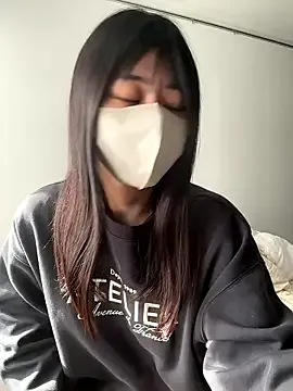 0p-saki-p0 on StripChat